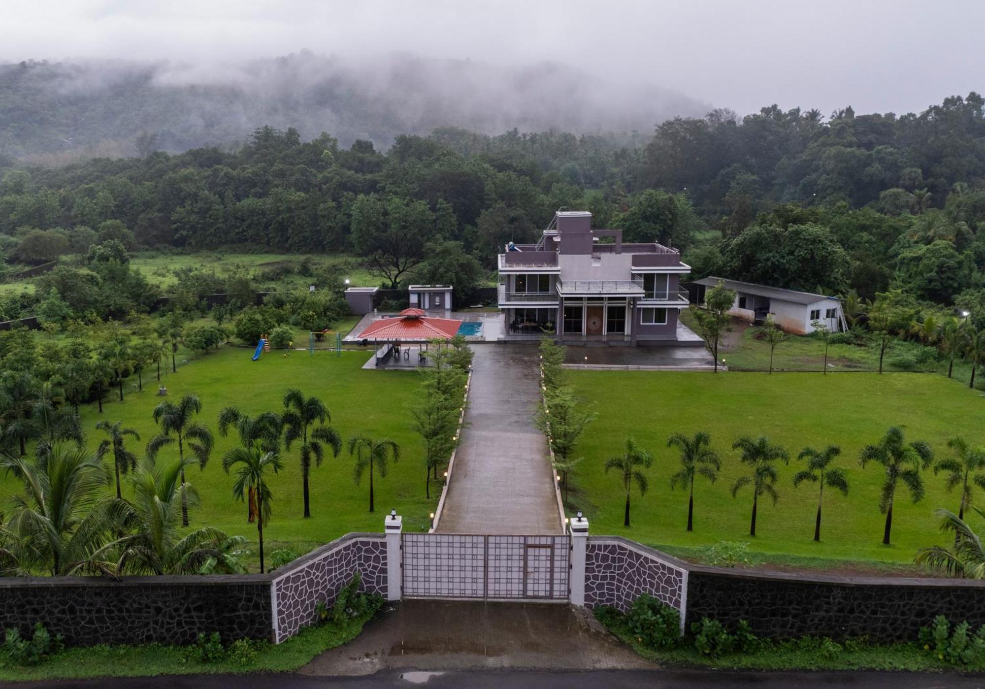 Stayscape Shreeji Farms 4Bhk Karjat Dış mekan fotoğraf